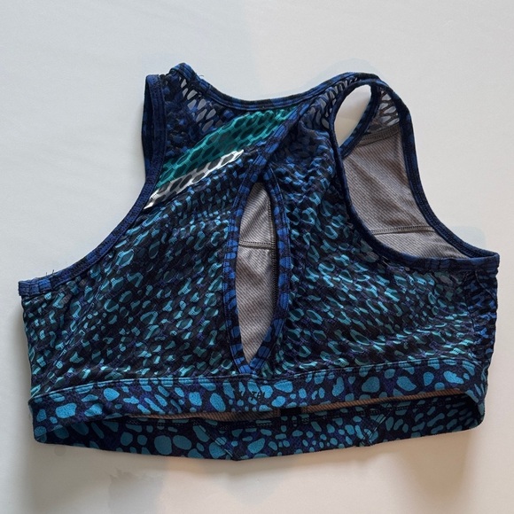 WITH Peloton Wild Kite high neck sport bra 2.0 blue size M - Picture 6 of 9